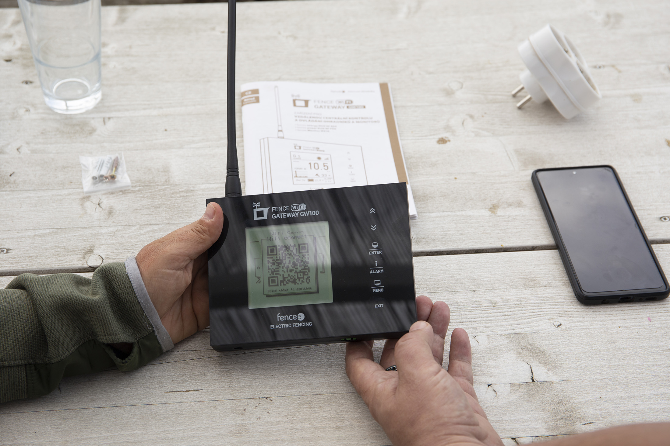 Centrální ovládací zařízení FENCE WiFi GATEWAY GW100